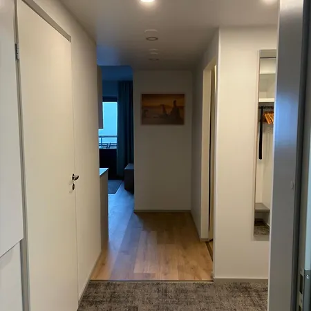 Yllaes 4304 Apartamento